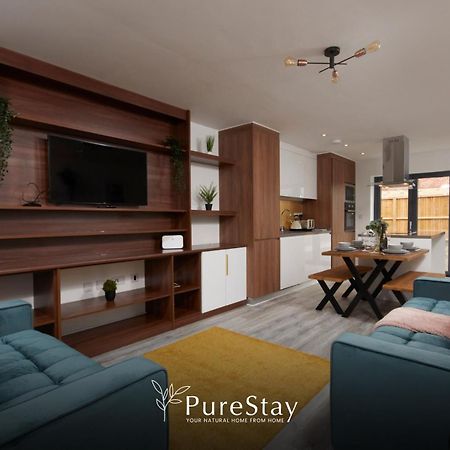 Stunning 5 Bed Manchester House With Parking By Purestay Short Lets & Serviced Accommodation المظهر الخارجي الصورة