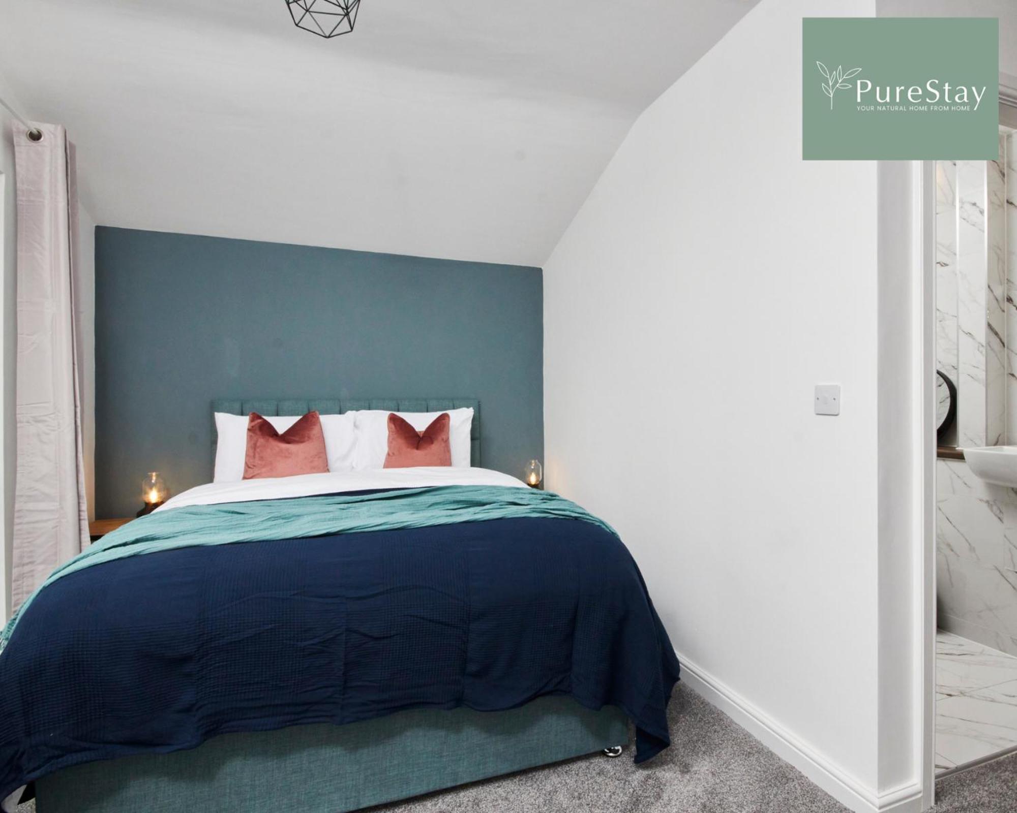 Stunning 5 Bed Manchester House With Parking By Purestay Short Lets & Serviced Accommodation المظهر الخارجي الصورة