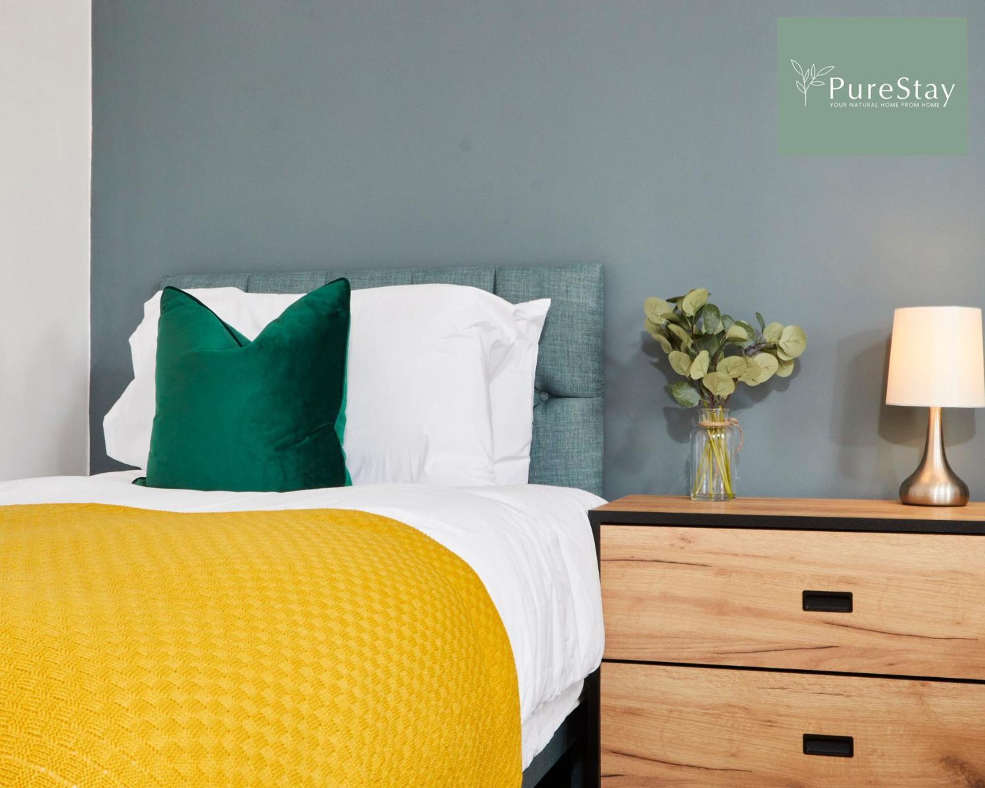 Stunning 5 Bed Manchester House With Parking By Purestay Short Lets & Serviced Accommodation المظهر الخارجي الصورة