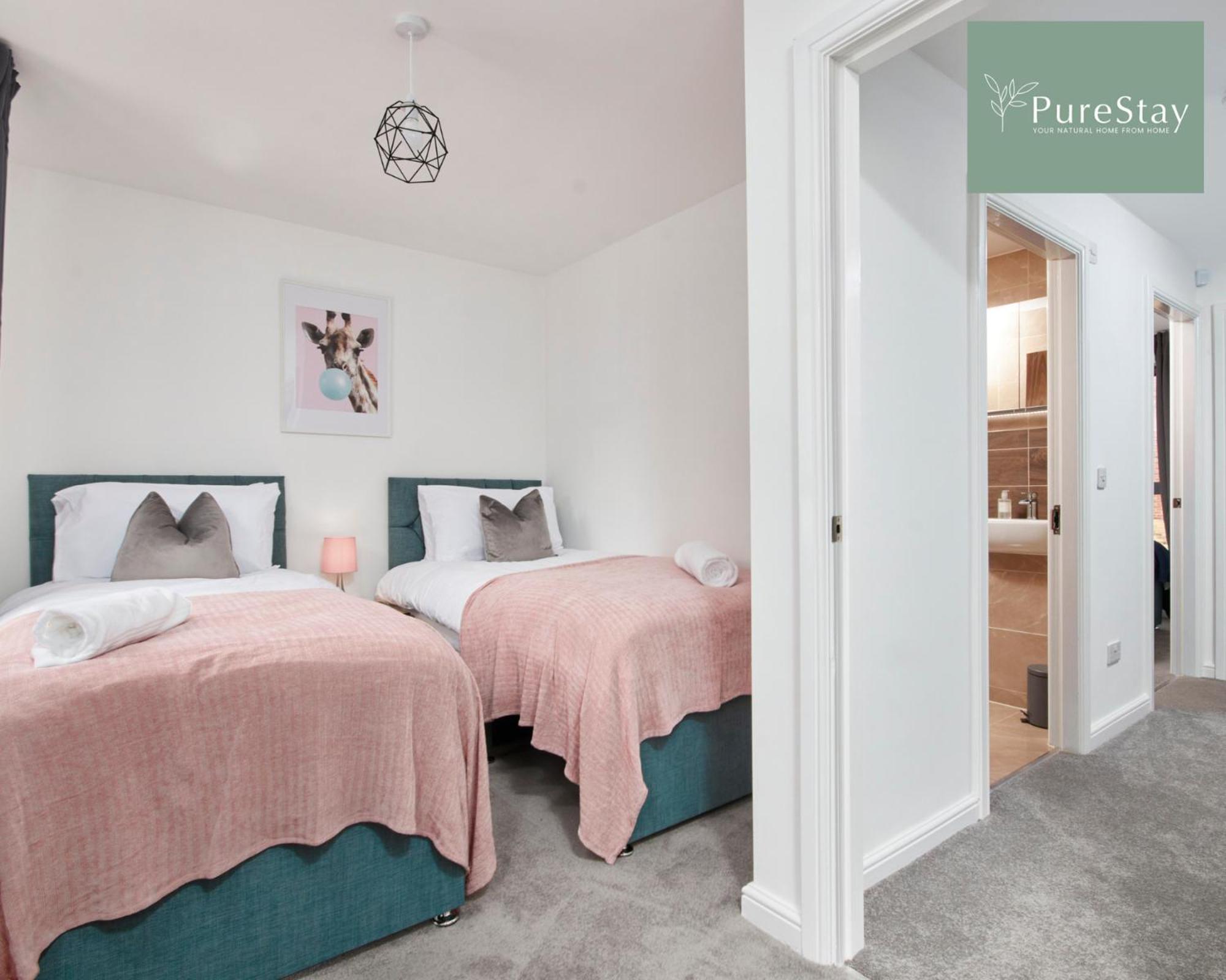 Stunning 5 Bed Manchester House With Parking By Purestay Short Lets & Serviced Accommodation المظهر الخارجي الصورة