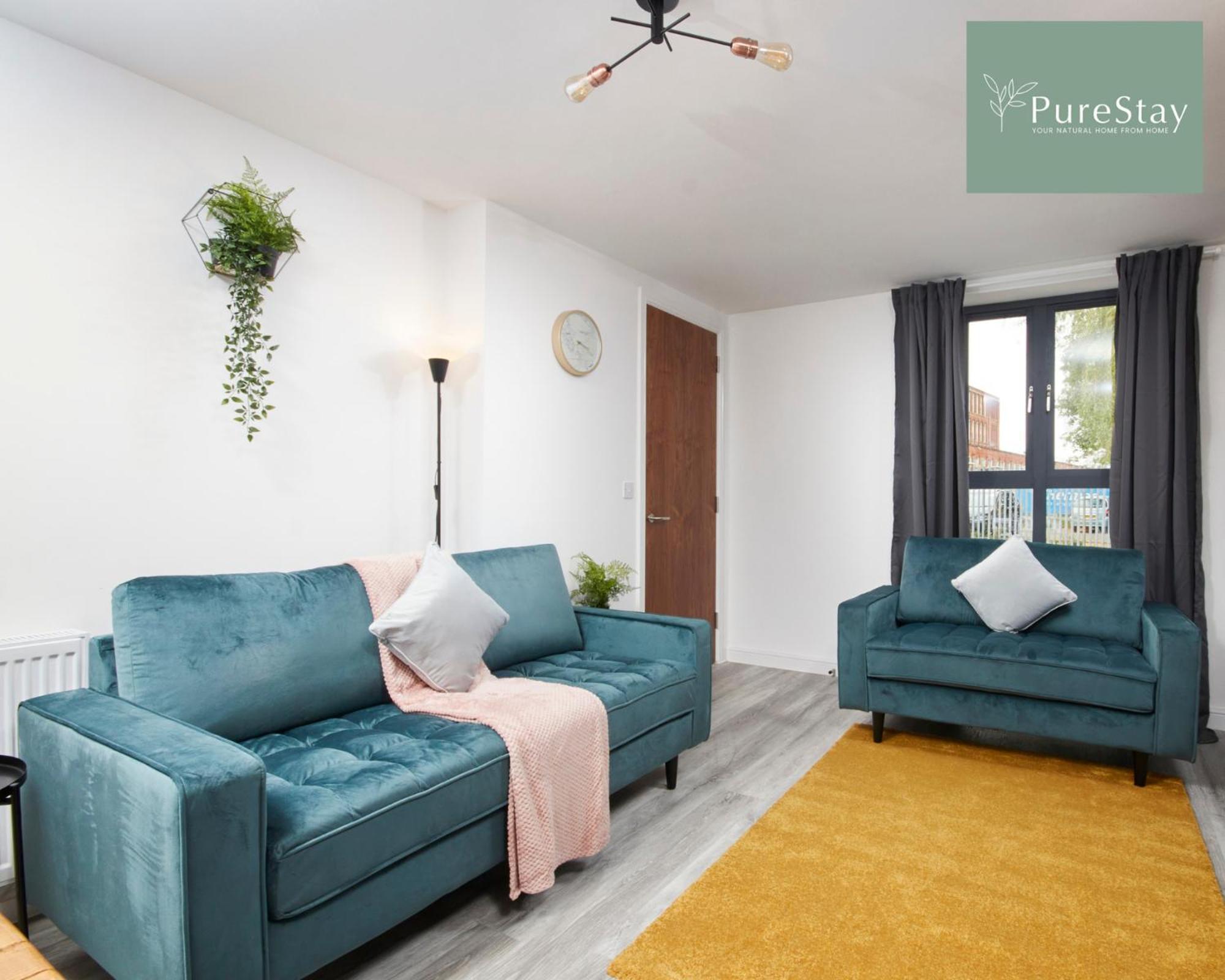 Stunning 5 Bed Manchester House With Parking By Purestay Short Lets & Serviced Accommodation المظهر الخارجي الصورة