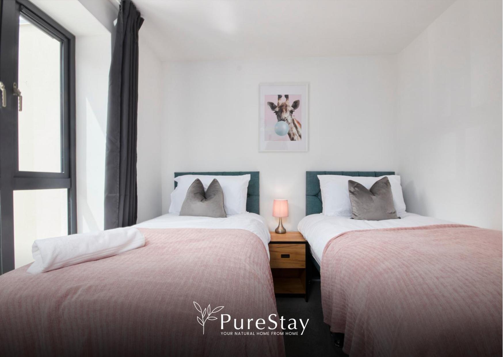 Stunning 5 Bed Manchester House With Parking By Purestay Short Lets & Serviced Accommodation المظهر الخارجي الصورة