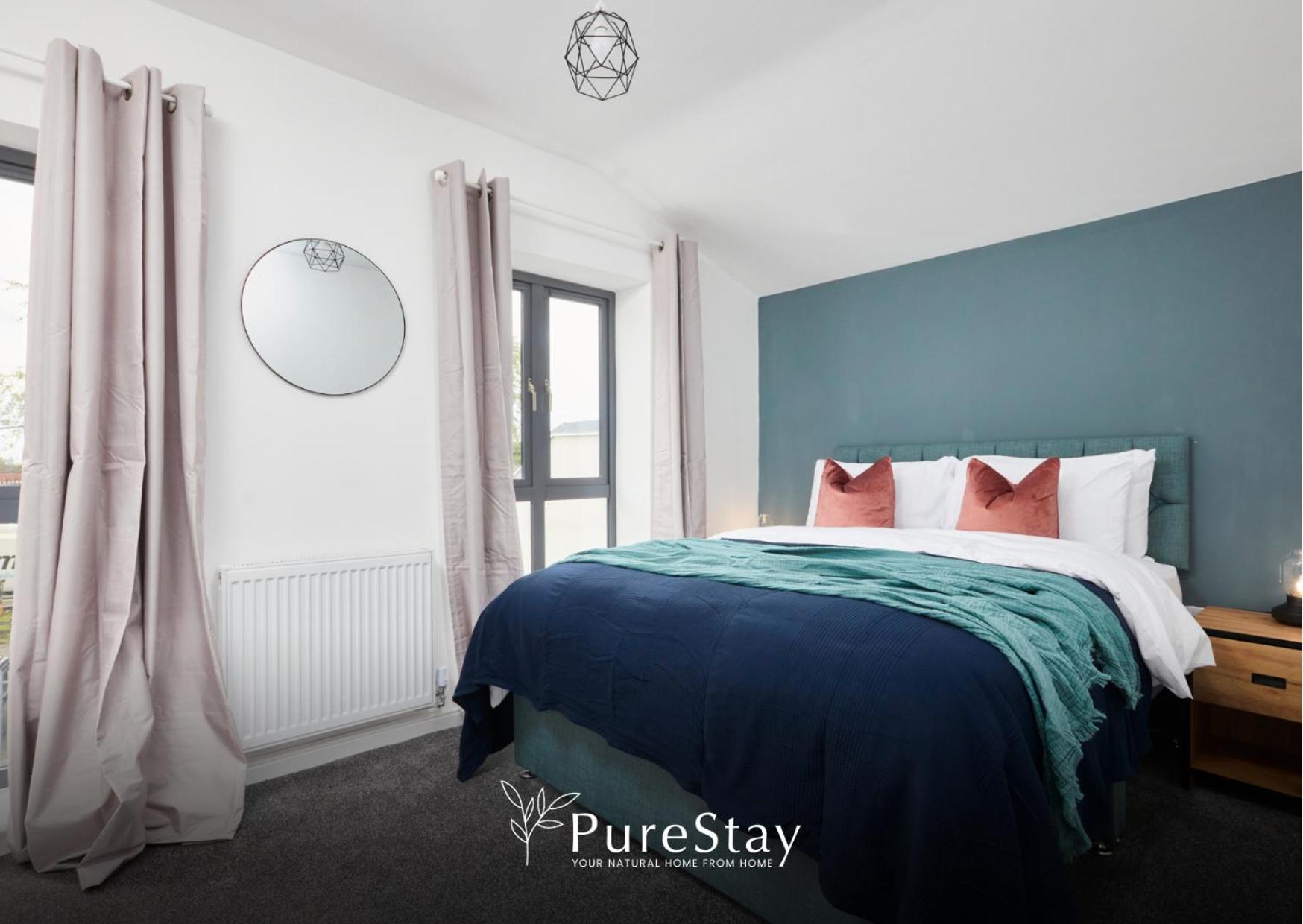 Stunning 5 Bed Manchester House With Parking By Purestay Short Lets & Serviced Accommodation المظهر الخارجي الصورة
