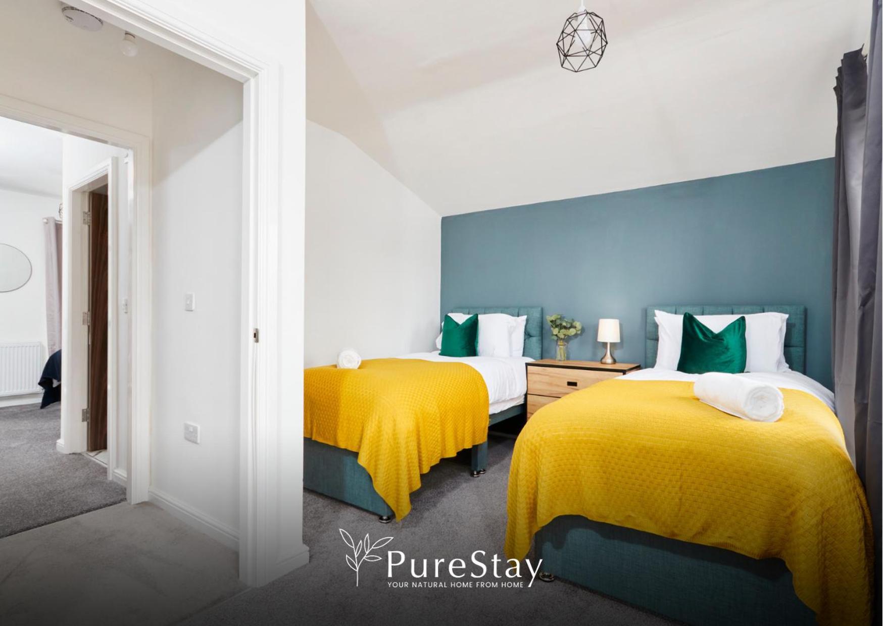 Stunning 5 Bed Manchester House With Parking By Purestay Short Lets & Serviced Accommodation المظهر الخارجي الصورة